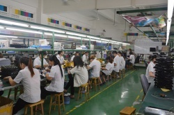 開寧監(jiān)控直播工廠生產(chǎn)車間-1